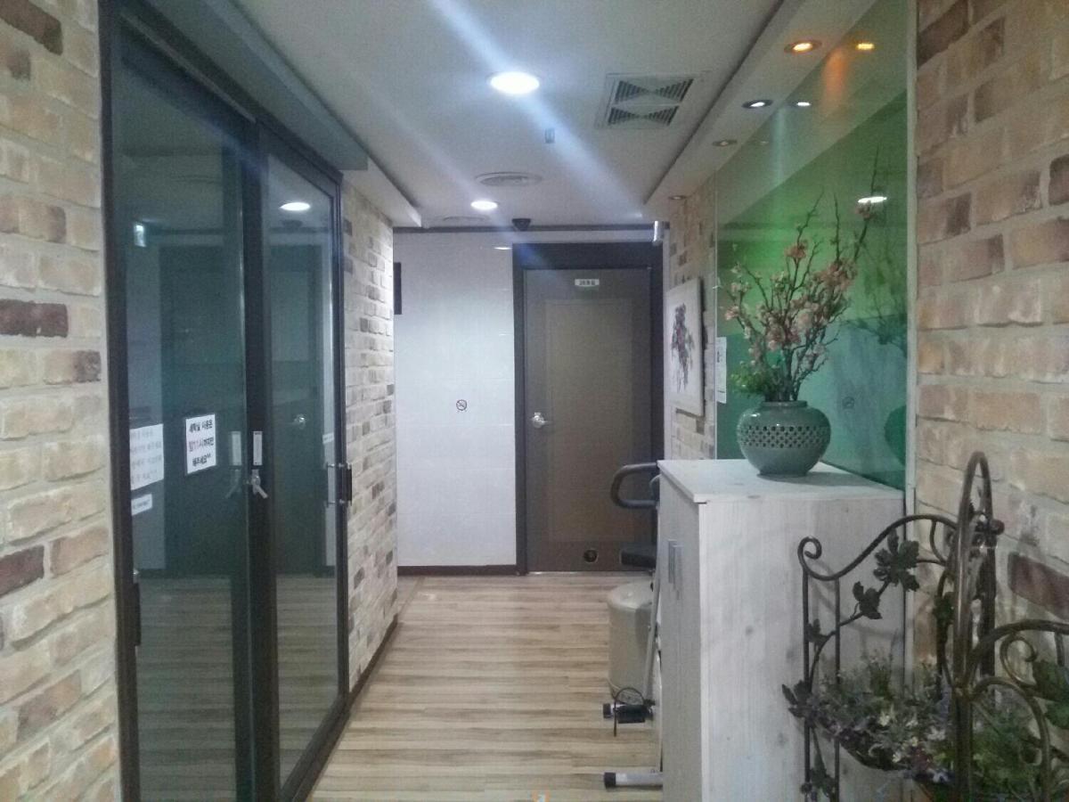 I Want Livingtel Ξενοδοχείο Γιόνγιν Εξωτερικό φωτογραφία